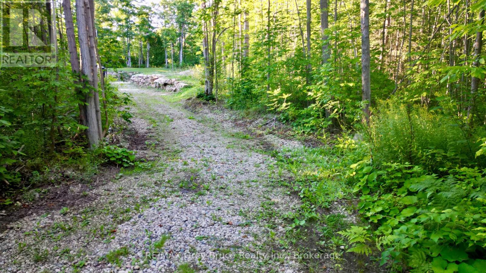 279 Barney's Boulevard, Northern Bruce Peninsula, Ontario  N0H 1Z0 - Photo 45 - X12363788