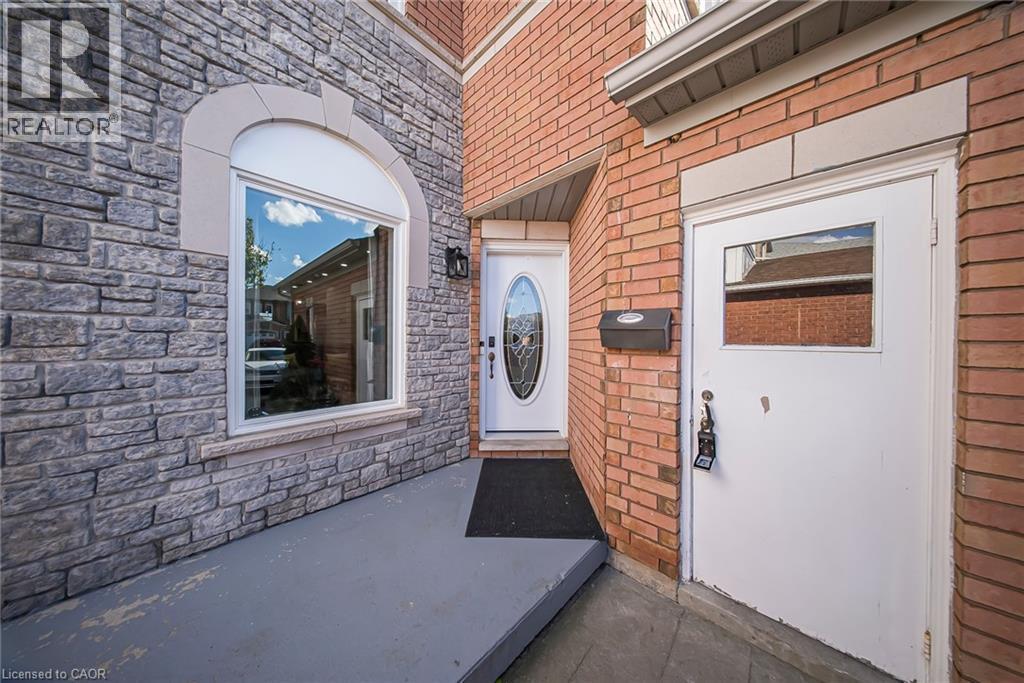 75 Stonecairn Drive, Cambridge, Ontario  N1T 1W3 - Photo 3 - 40763084