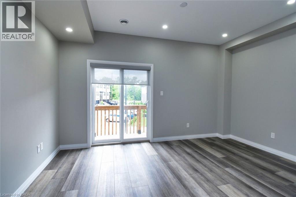 720 Grey Street Unit# 70, Brantford, Ontario  N3S 0K2 - Photo 5 - 40763137