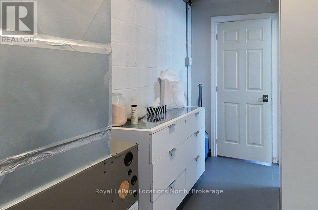 8 Sykes Street N, Meaford, Ontario  N4L 1V6 - Photo 40 - X12364532