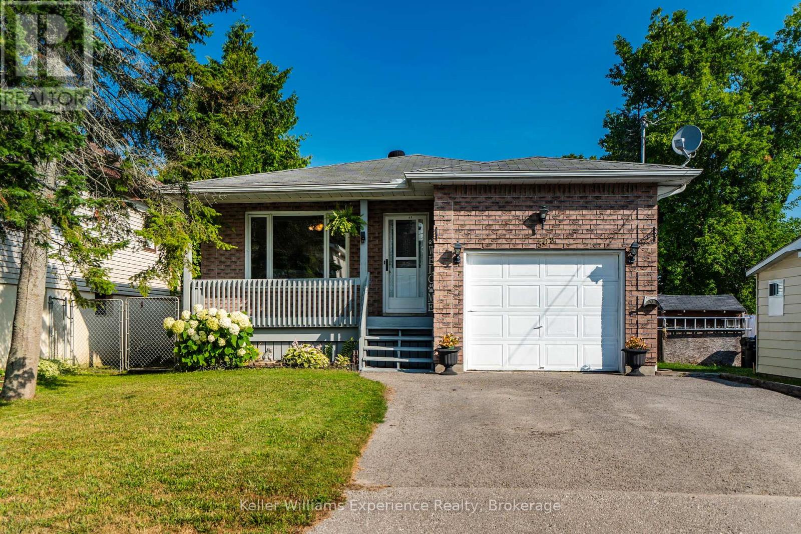 308 ASSINIBOIA STREET, Tay, Ontario