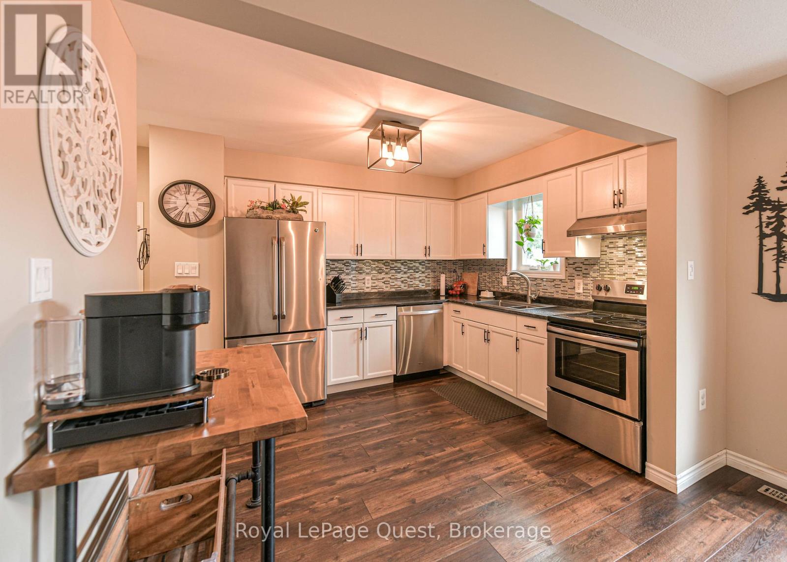 46 Courtney Crescent, Orillia, Ontario  L3V 7Y3 - Photo 7 - S12366096