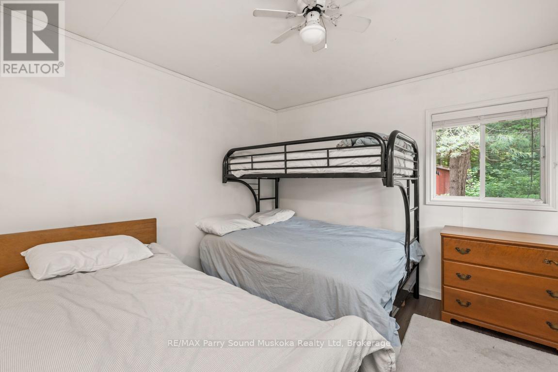 4 Mckechnie Road S, Seguin, Ontario  P2A 2W8 - Photo 27 - X12366045