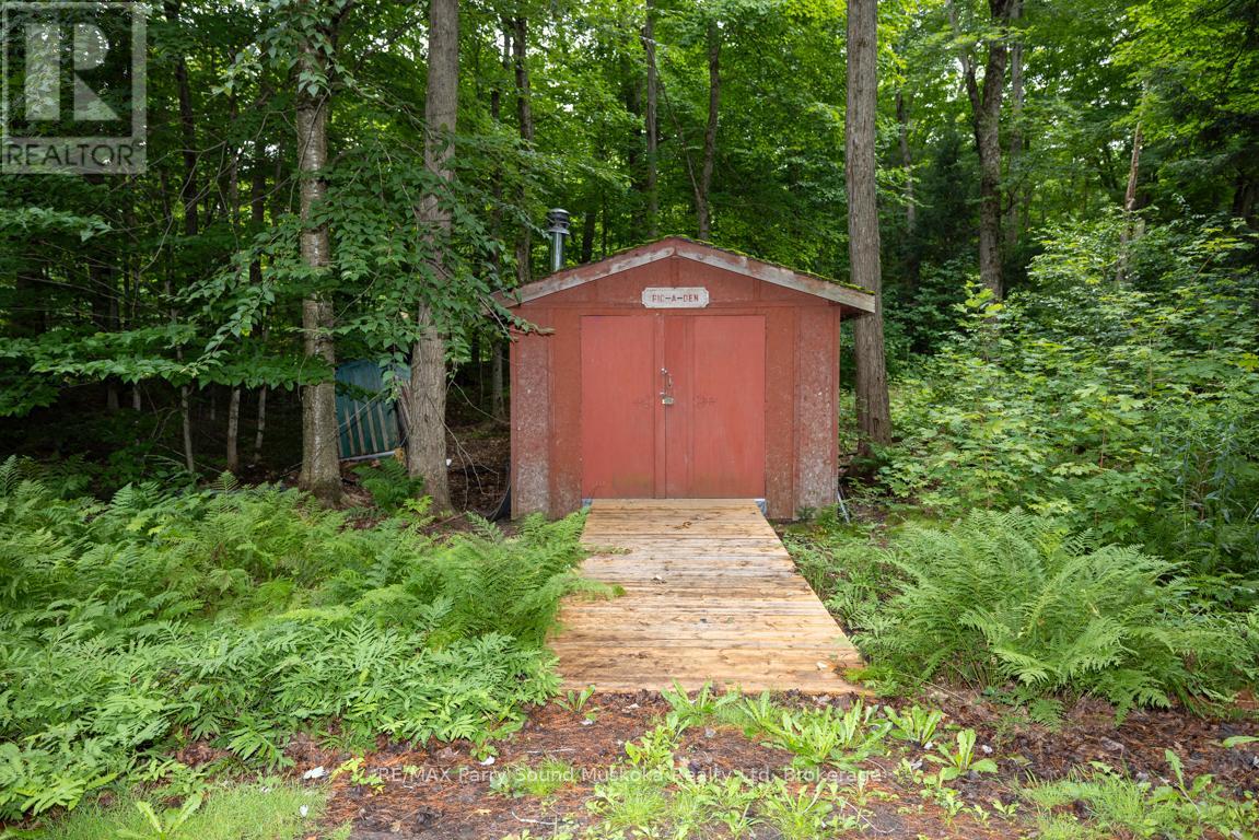 4 Mckechnie Road S, Seguin, Ontario  P2A 2W8 - Photo 40 - X12366045