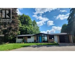 50 OAK Avenue, Dundas, Ontario