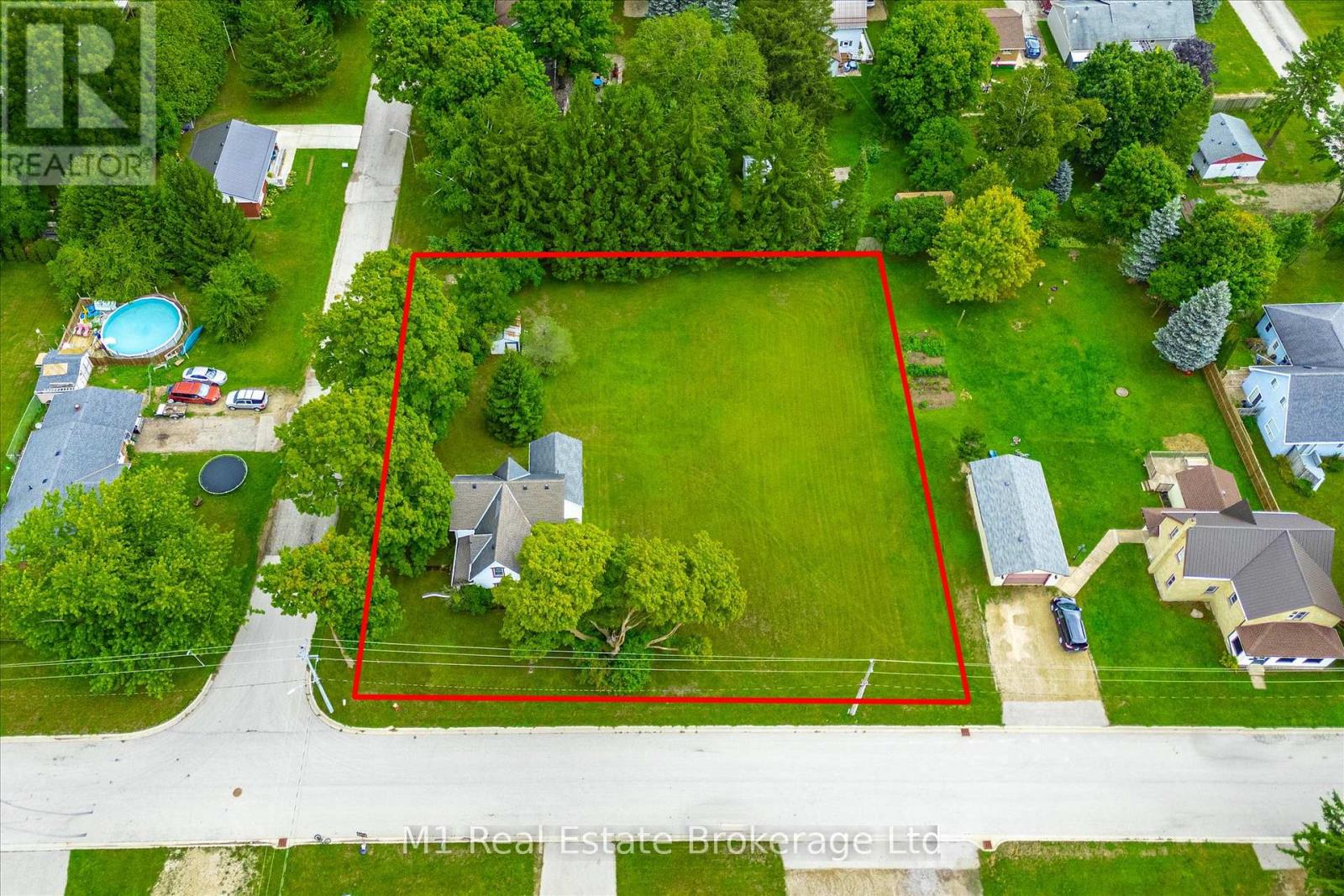 25 ANN STREET S, Minto, Ontario
