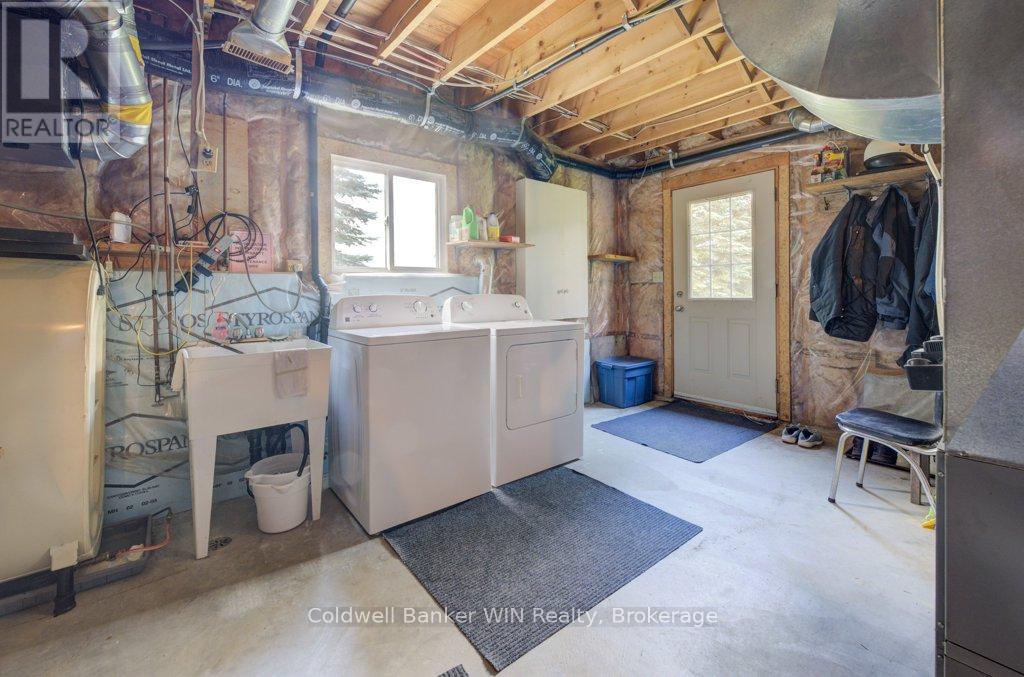 9340 Concession 6 N, Wellington North, Ontario  N0G 2L0 - Photo 24 - X12366468