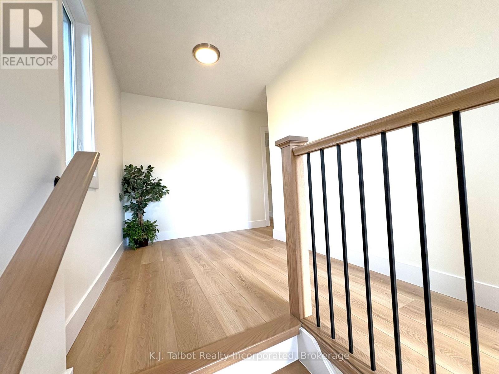 201 South Street, Goderich, Ontario  N7A 3M2 - Photo 20 - X12366470
