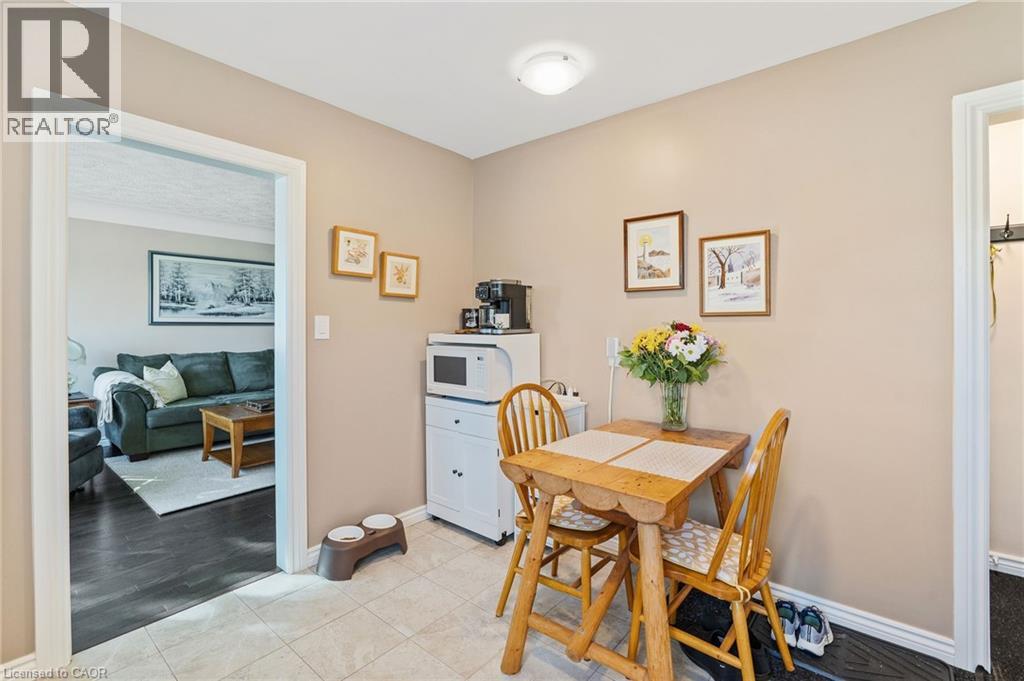 18 Laidlaw Street, Hagersville, Ontario  N0A 1H0 - Photo 13 - 40763907