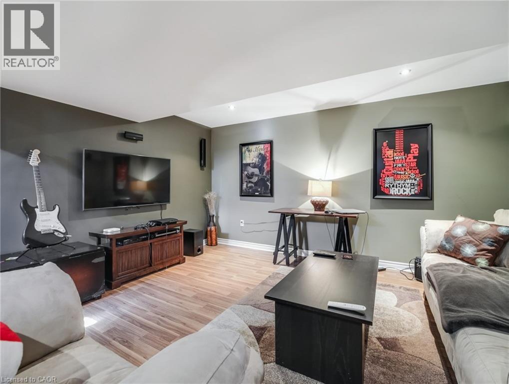 242 Upper Mount Albion Road Unit# 19, Stoney Creek, Ontario  L8J 0B1 - Photo 31 - 40763778
