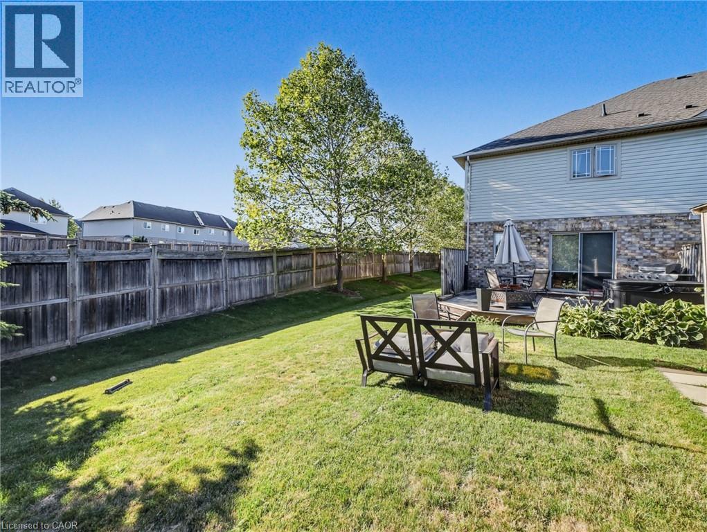 242 Upper Mount Albion Road Unit# 19, Stoney Creek, Ontario  L8J 0B1 - Photo 37 - 40763778