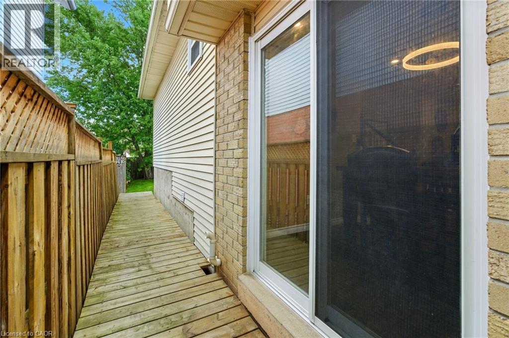 2438 Whittaker Drive, Burlington, Ontario  L7P 4R2 - Photo 37 - 40763961