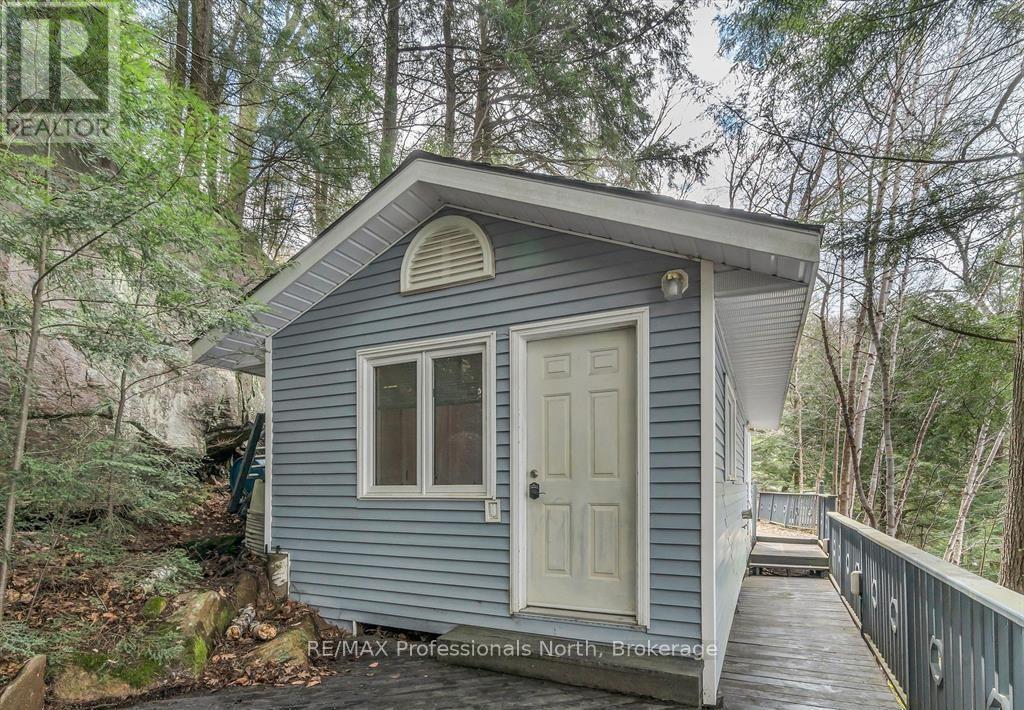 1014 Twilight Close Court, Algonquin Highlands, Ontario  P0A 1E0 - Photo 17 - X12366853