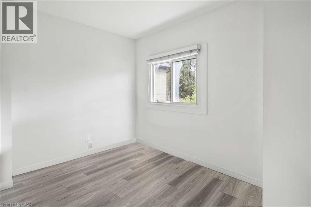 147 Burton Avenue, Barrie, Ontario  L4N 2R9 - Photo 12 - 40764039