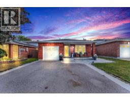 650 ACADIA Drive, Hamilton, Ontario