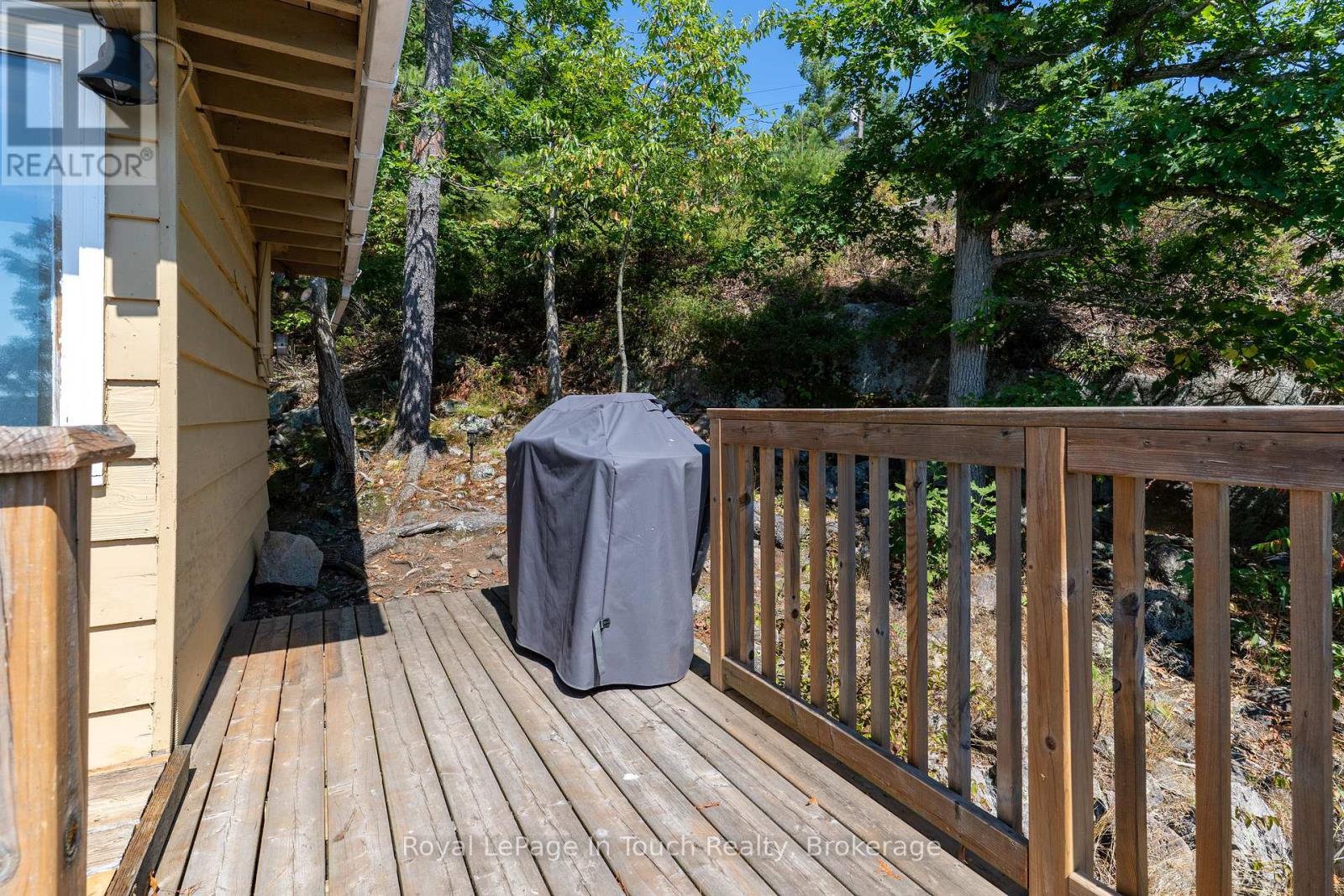 13182 Georgian Bay Shore, Georgian Bay, Ontario  P0E 1E0 - Photo 8 - X12367020