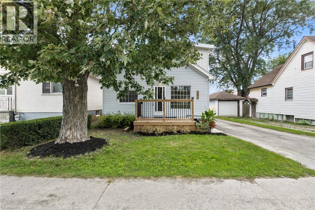 206 Niagara Falls Road, Thorold, Ontario  L2V 1H9 - Photo 3 - 40764042