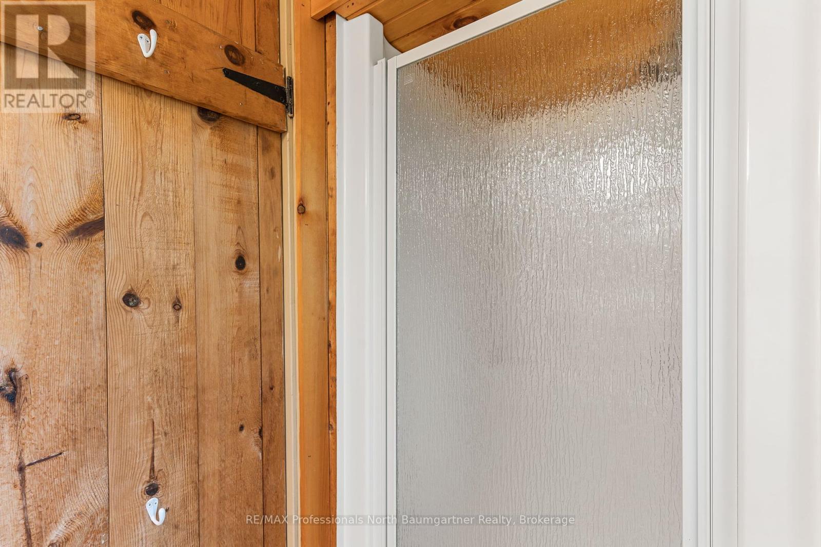 1005 Nomad Road, Dysart Et Al, Ontario  K0M 1S0 - Photo 17 - X12367256