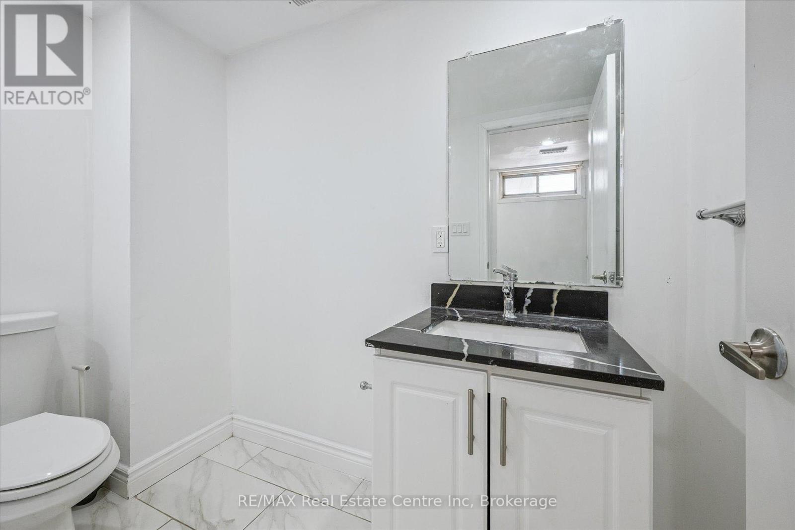 72 Ferndale Avenue, Guelph, Ontario  N1E 1B5 - Photo 19 - X12367291