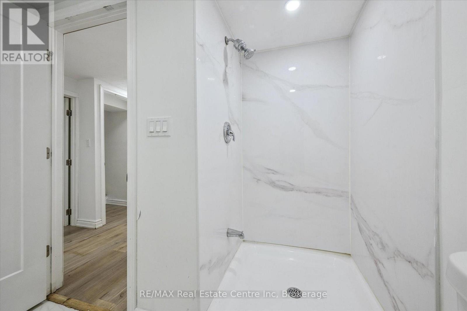 72 Ferndale Avenue, Guelph, Ontario  N1E 1B5 - Photo 20 - X12367291
