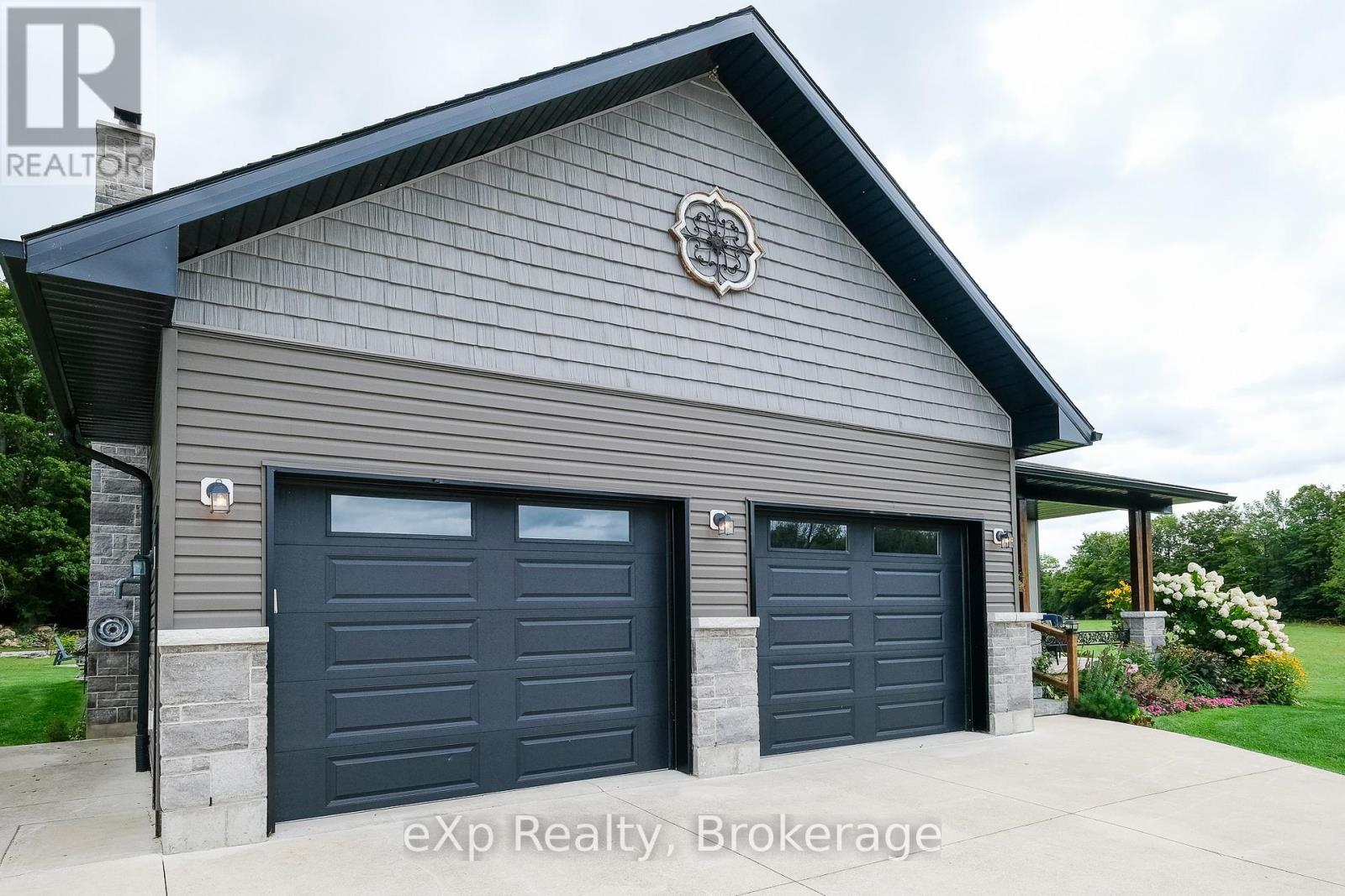 502032 Grey Road 1, Georgian Bluffs, Ontario  N0H 2T0 - Photo 27 - X12367318