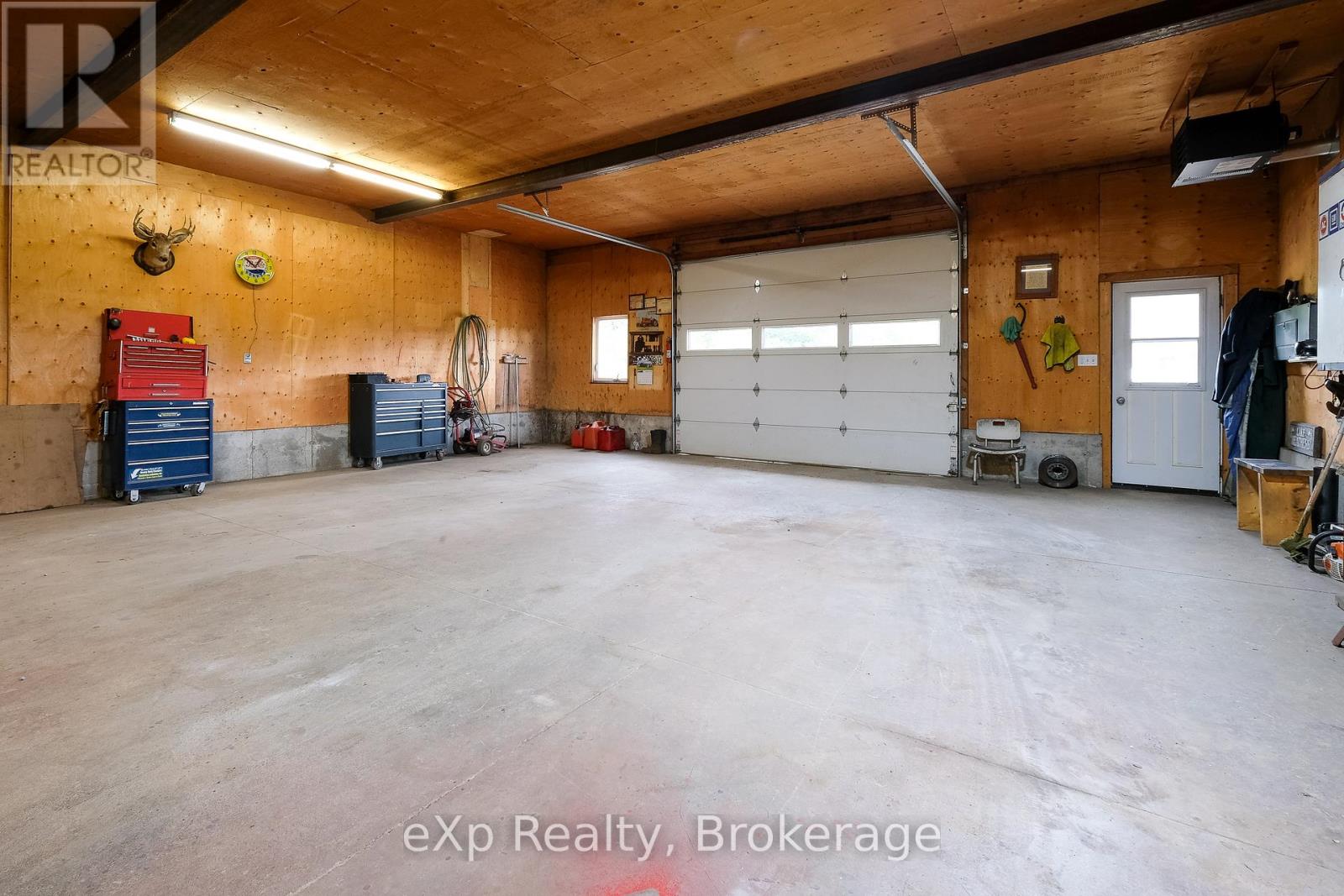 502032 Grey Road 1, Georgian Bluffs, Ontario  N0H 2T0 - Photo 33 - X12367323
