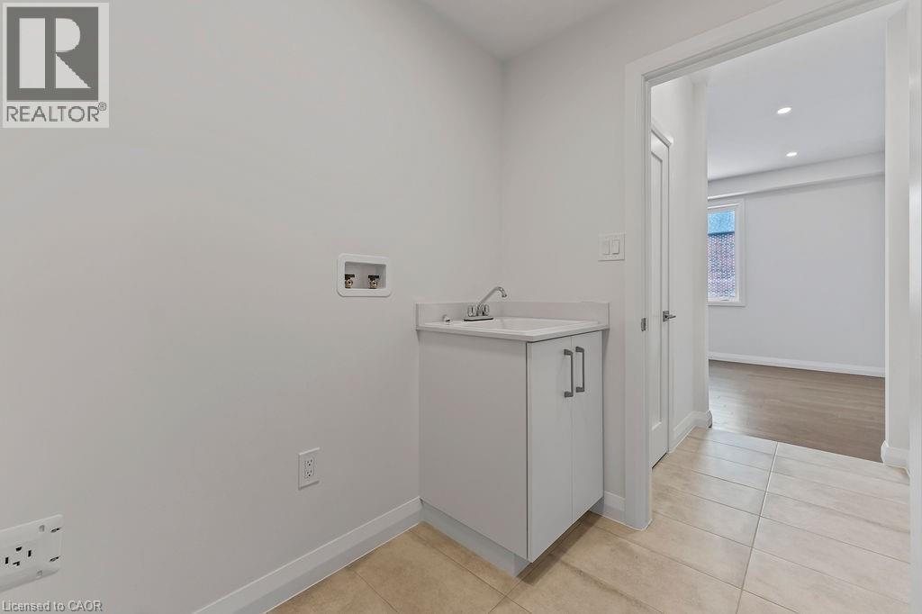 207 Alessio Drive, Hamilton, Ontario  L9B 0K4 - Photo 25 - 40764121