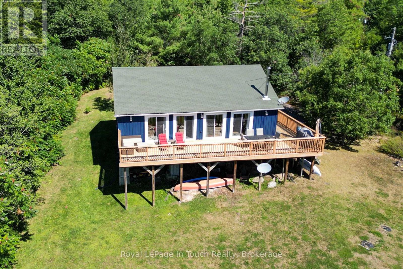 2974 Island 1040, Georgian Bay, Ontario  P0E 1E0 - Photo 19 - X12367415