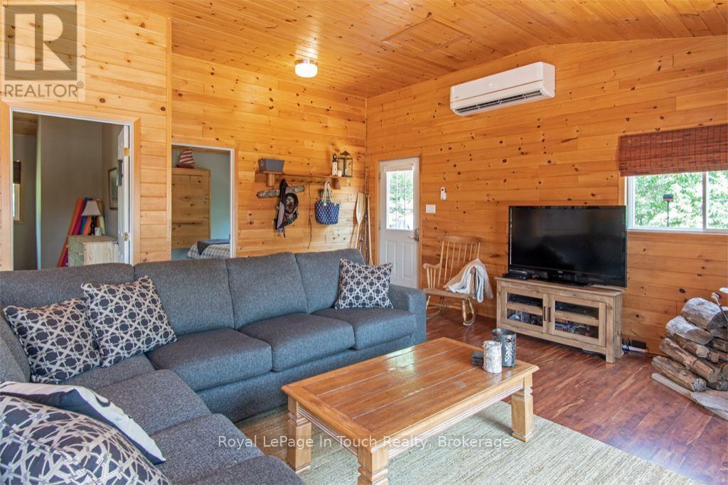 2974 Island 1040, Georgian Bay, Ontario  P0E 1E0 - Photo 8 - X12367415