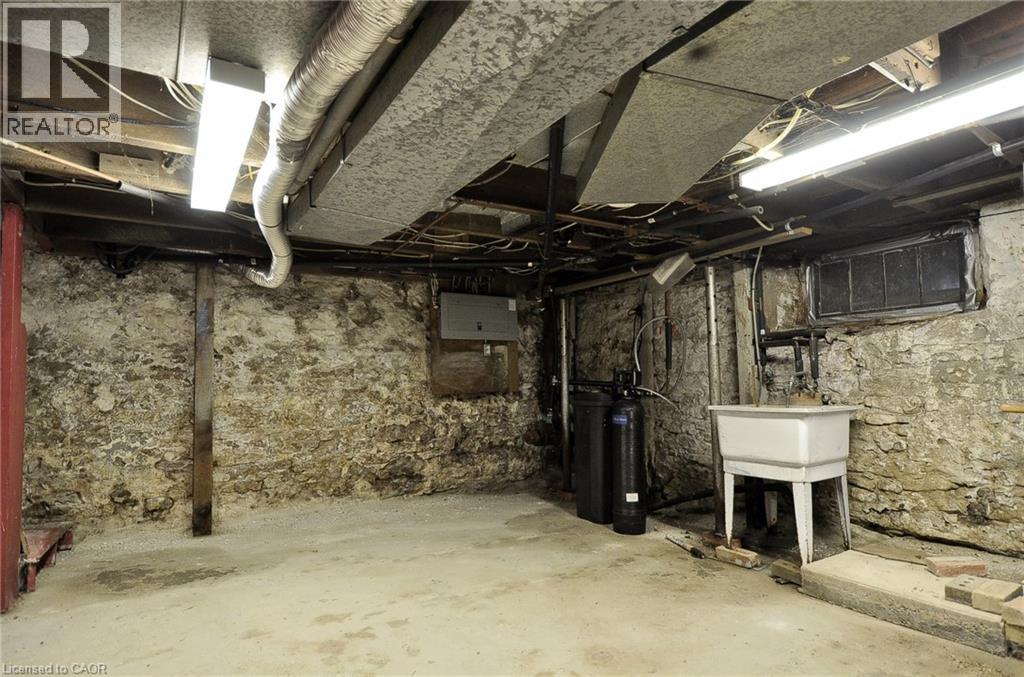 110 Grand Avenue S, Cambridge, Ontario  N1S 2M2 - Photo 35 - 40763597