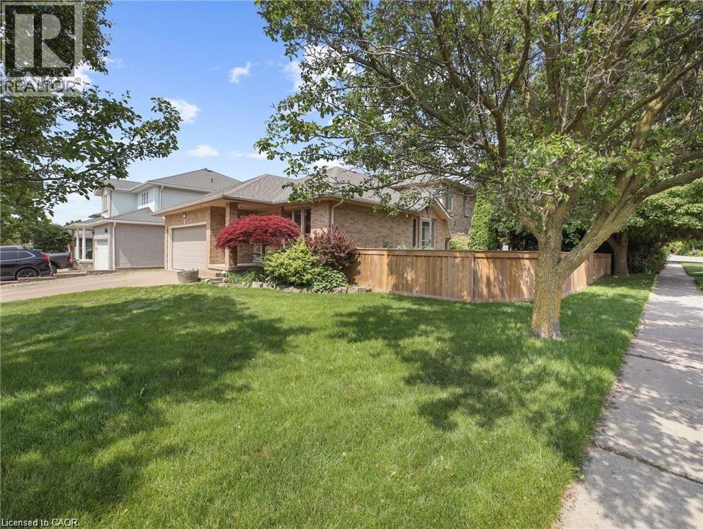 43 Hahn Valley Place, Cambridge, Ontario  N1T 1W7 - Photo 2 - 40763800