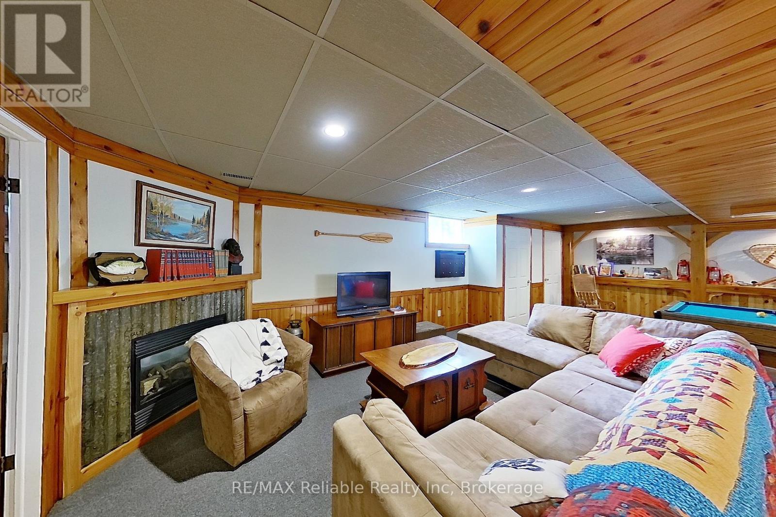 212 James Street, Central Huron, Ontario  N0M 1L0 - Photo 30 - X12367449