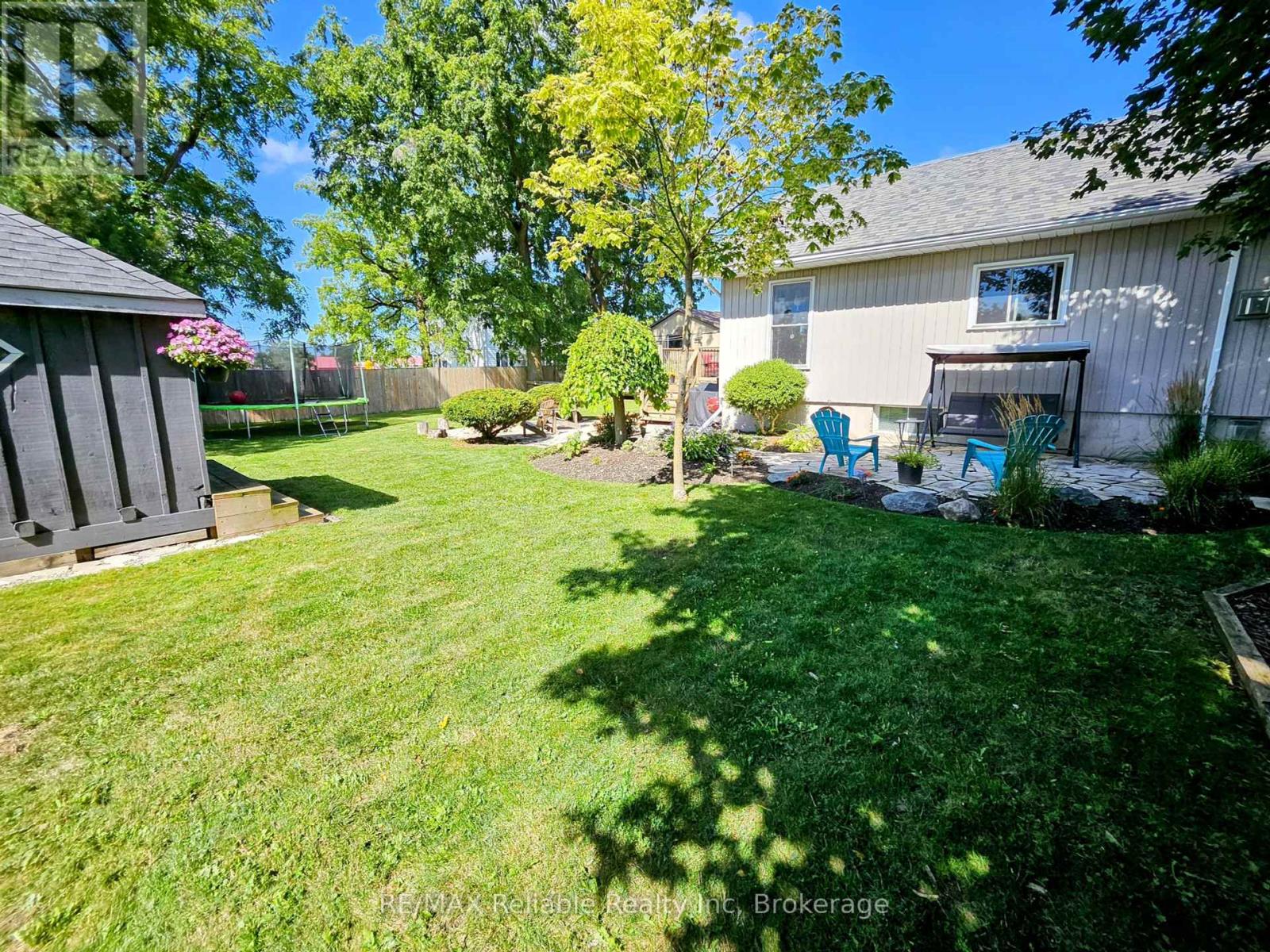 212 James Street, Central Huron, Ontario  N0M 1L0 - Photo 38 - X12367449