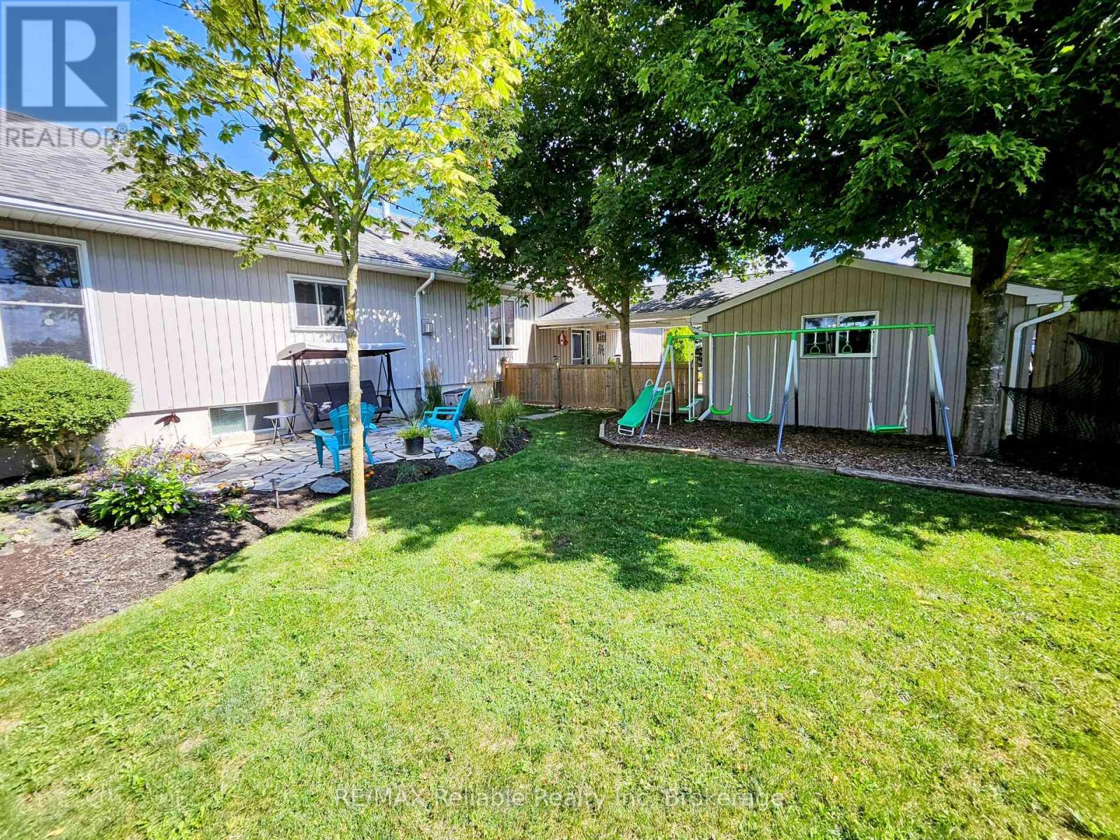 212 James Street, Central Huron, Ontario  N0M 1L0 - Photo 41 - X12367449