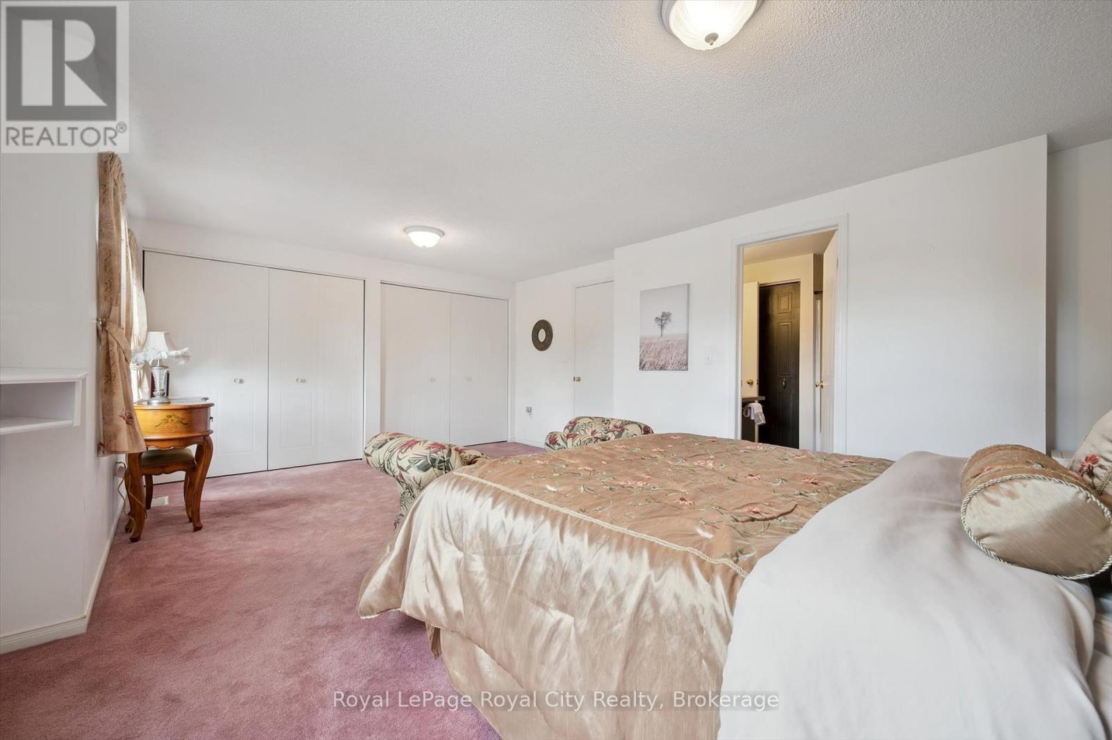 250 Starwood Drive, Guelph, Ontario  N1E 7C1 - Photo 19 - X12367457