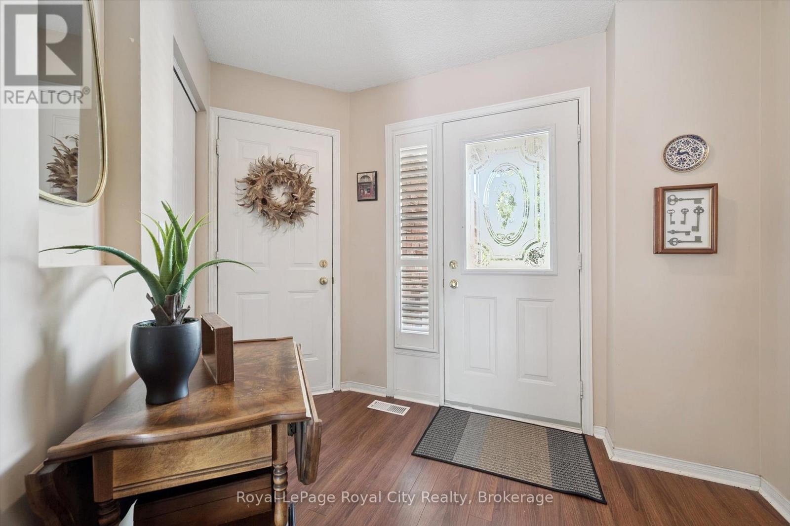 250 Starwood Drive, Guelph, Ontario  N1E 7C1 - Photo 3 - X12367457