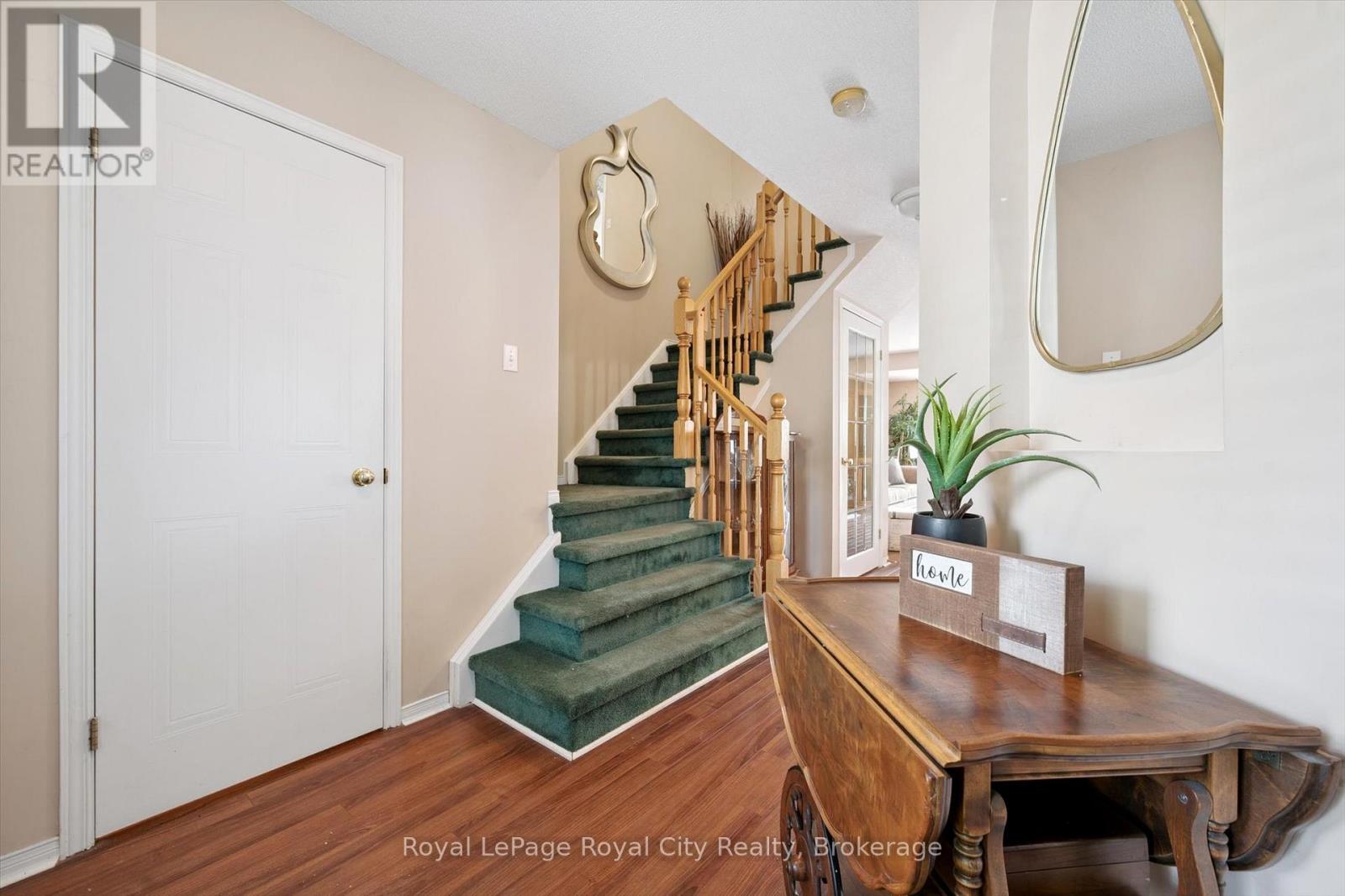 250 Starwood Drive, Guelph, Ontario  N1E 7C1 - Photo 4 - X12367457