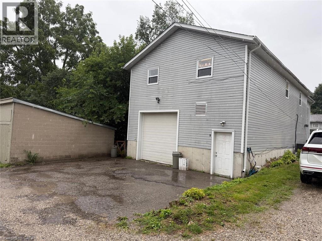 74 Breithaupt Street, Kitchener, Ontario  N2L 5G8 - Photo 3 - 40764158