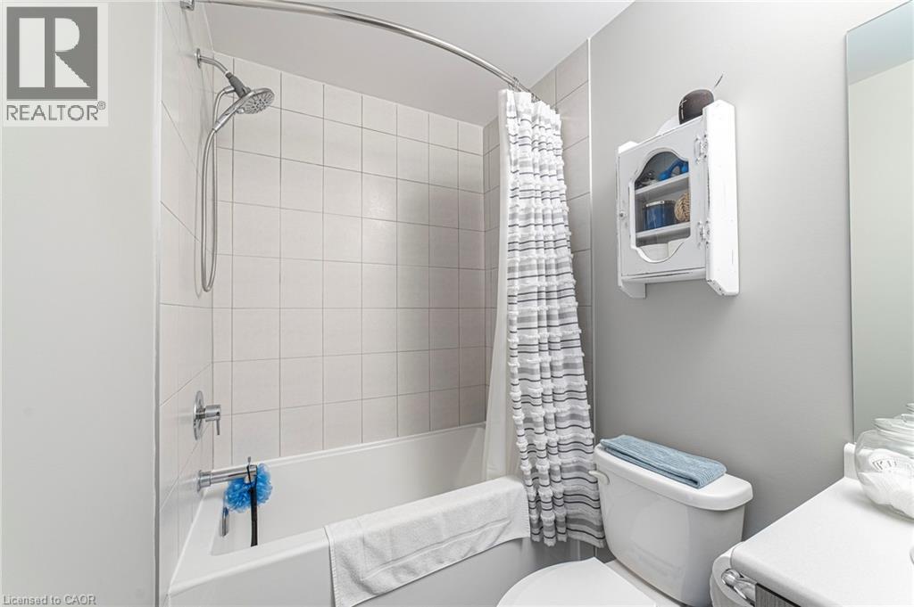 35 Midhurst Heights Unit# 40, Stoney Creek, Ontario  L8J 0K9 - Photo 30 - 40764077