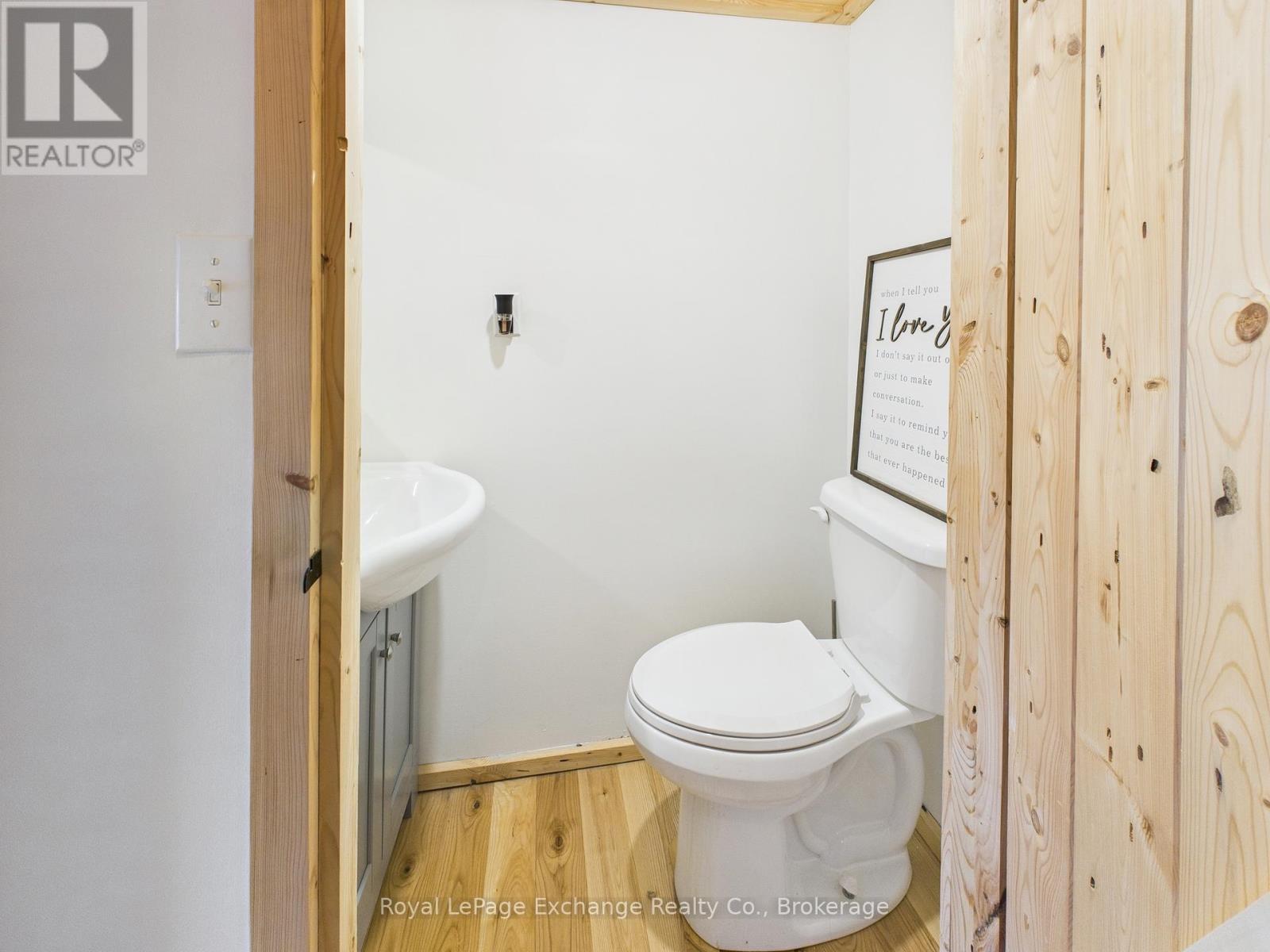 2061 Edward Street, Howick, Ontario  N0G 1X0 - Photo 18 - X12367609