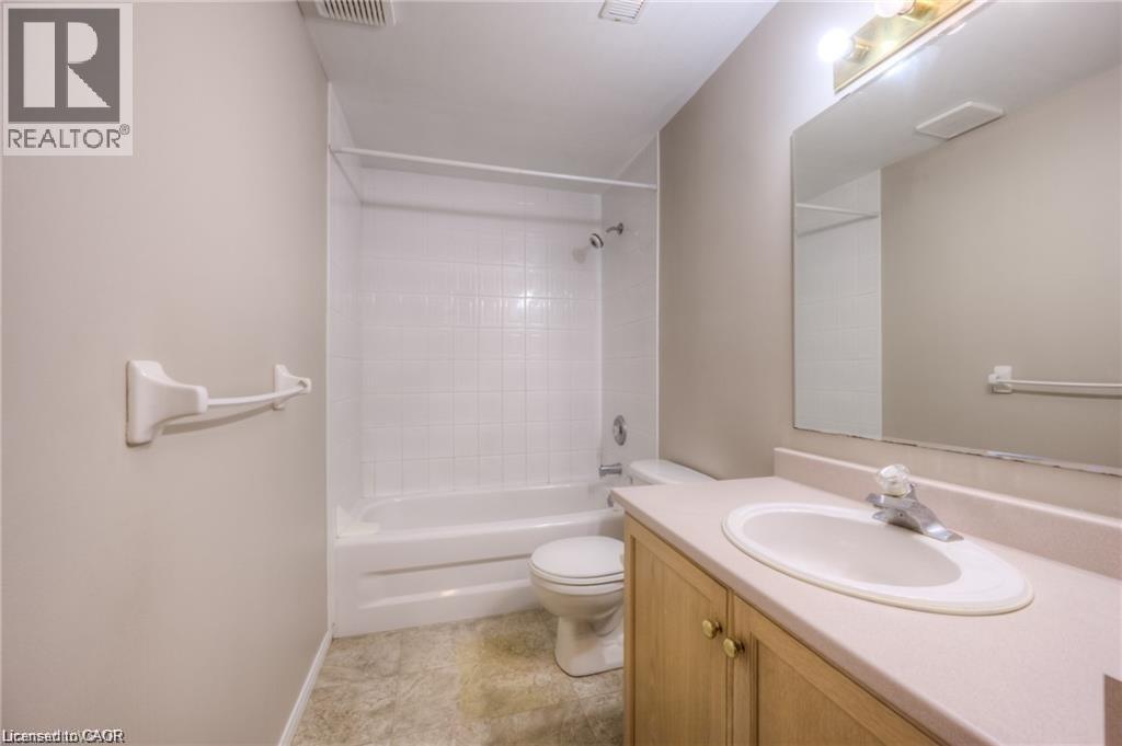 8 Melran Drive, Cambridge, Ontario  N3C 4C1 - Photo 13 - 40762965