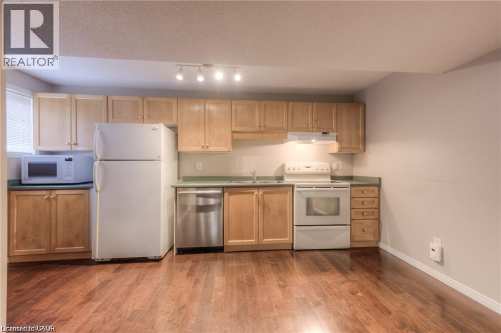 8 Melran Drive, Cambridge, Ontario  N3C 4C1 - Photo 7 - 40762965