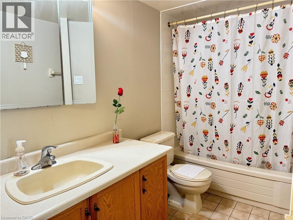 265 Westcourt Place Unit# 608, Waterloo, Ontario  N2L 6E4 - Photo 10 - 40763823