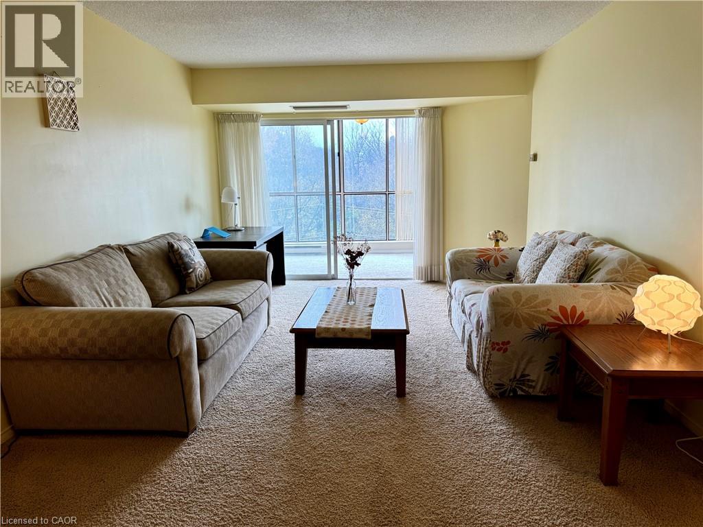 265 Westcourt Place Unit# 608, Waterloo, Ontario  N2L 6E4 - Photo 3 - 40763823