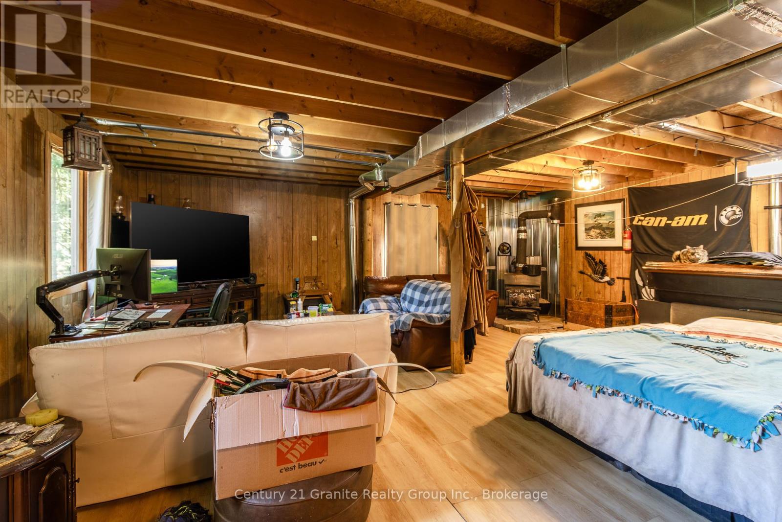 17812 Highway 35, Algonquin Highlands, Ontario  K0M 1S0 - Photo 10 - X12367936