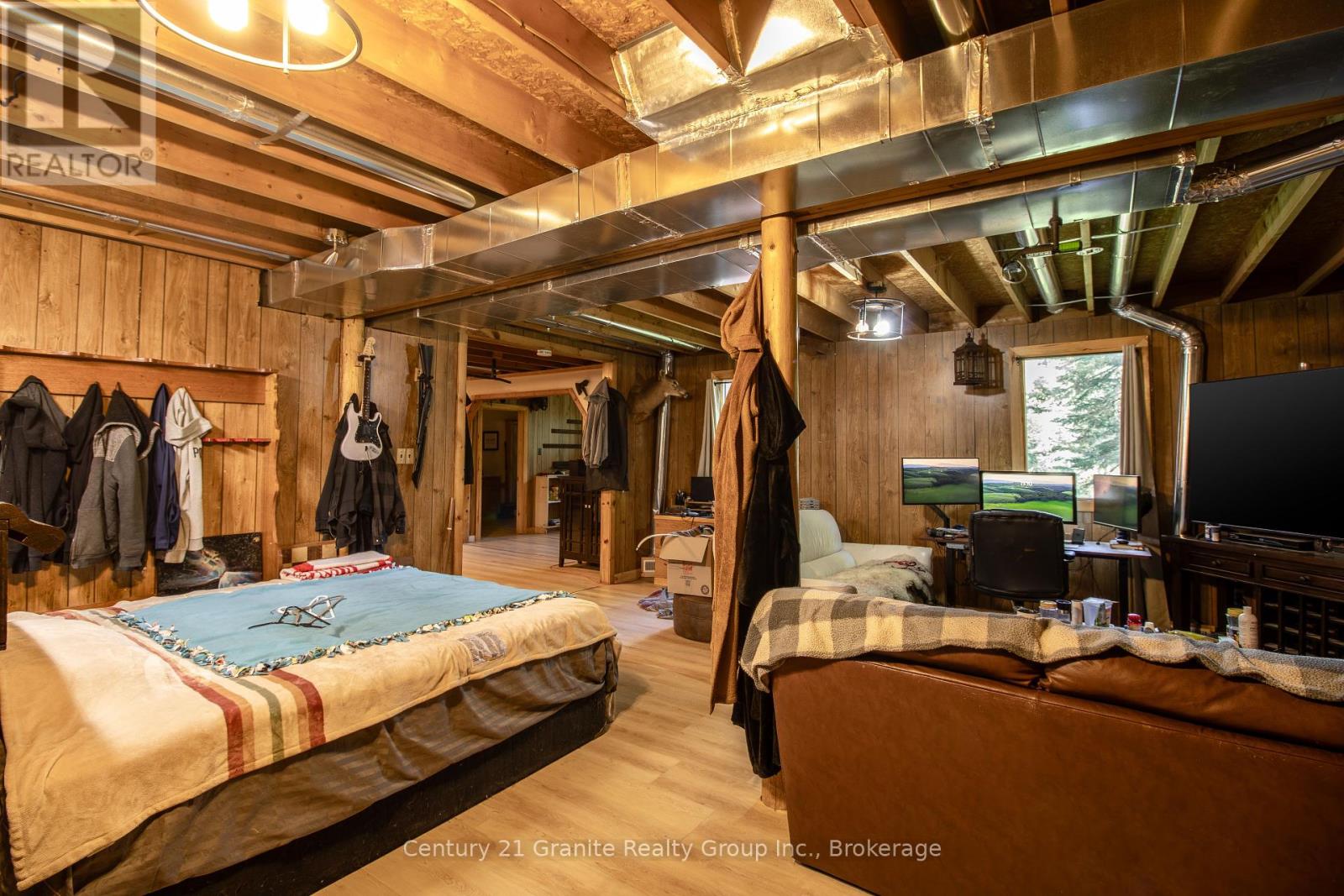 17812 Highway 35, Algonquin Highlands, Ontario  K0M 1S0 - Photo 11 - X12367936