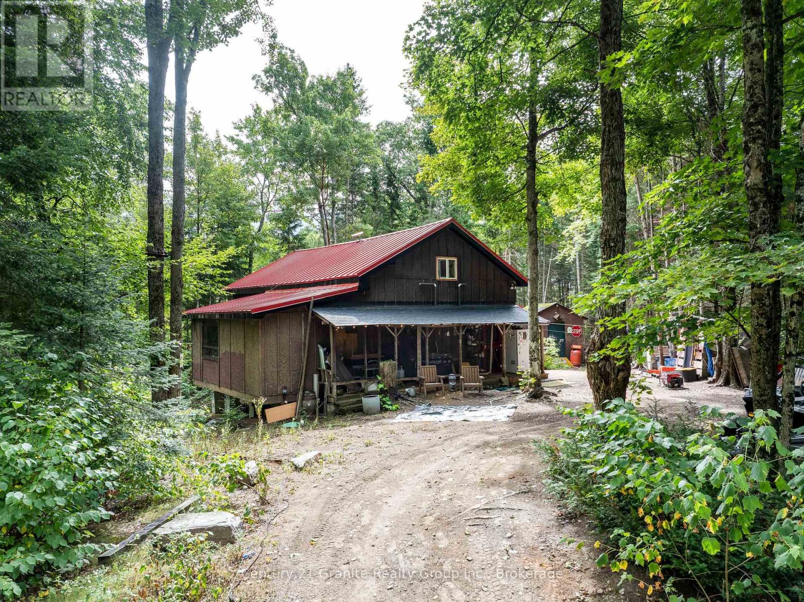 17812 Highway 35, Algonquin Highlands, Ontario  K0M 1S0 - Photo 20 - X12367936