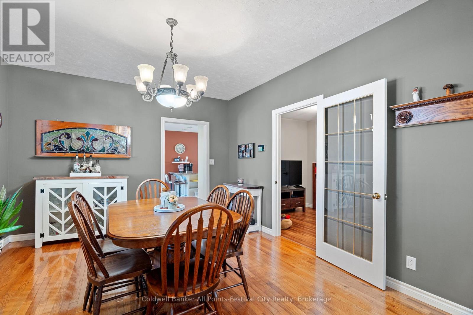 54 Trafalgar Street, Goderich, Ontario  N7A 1T4 - Photo 9 - X12368053