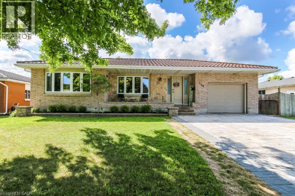 258 ADAMS Avenue, Delhi, Ontario