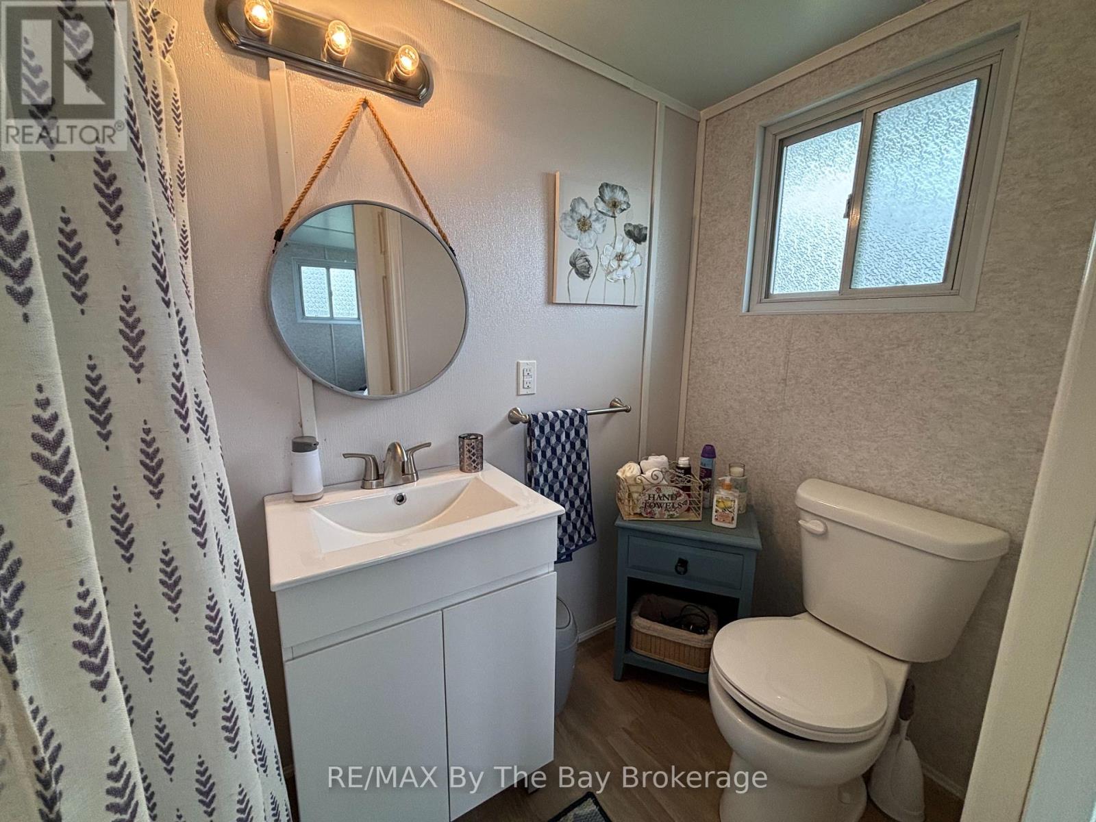 108 Madawaska Trail, Wasaga Beach, Ontario  L9Z 1X7 - Photo 24 - S12368163